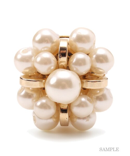 SNIDEL（スナイデル）の「3パターンパールイヤリング（イヤリング・レディース・A/B/C・F）」の6枚目の写真