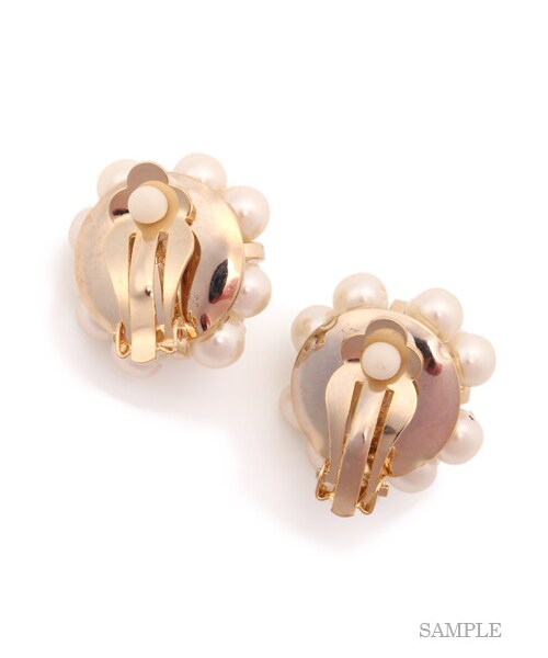 SNIDEL（スナイデル）の「3パターンパールイヤリング（イヤリング・レディース・A/B/C・F）」の5枚目の写真