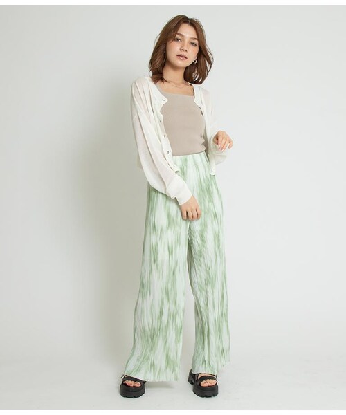 ANAP（アナップ）の「タイダイ柄プリーツパンツ（パンツ・レディース・グリーン/ネイビー/ベージュ）」の3枚目の写真
