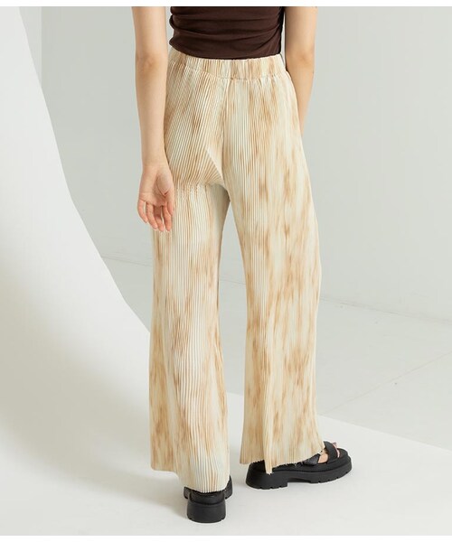 ANAP（アナップ）の「タイダイ柄プリーツパンツ（パンツ・レディース・グリーン/ネイビー/ベージュ）」の8枚目の写真