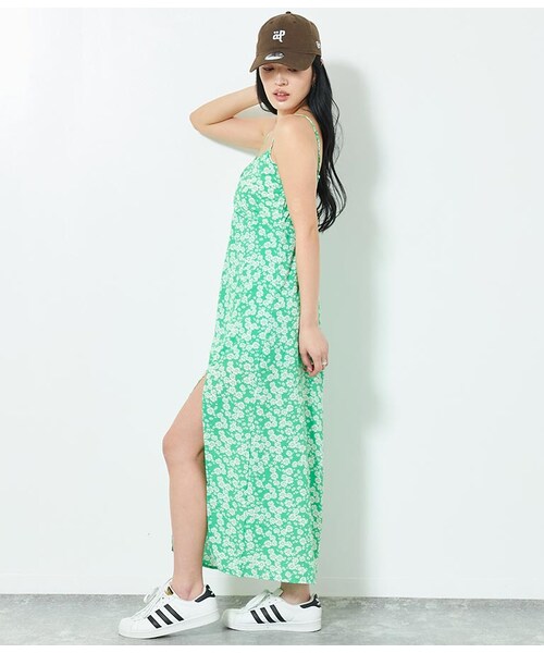 ANAP（アナップ）の「花柄スリットキャミソールワンピース（その他・レディース・グリーン/ブルー/ホワイト）」の13枚目の写真