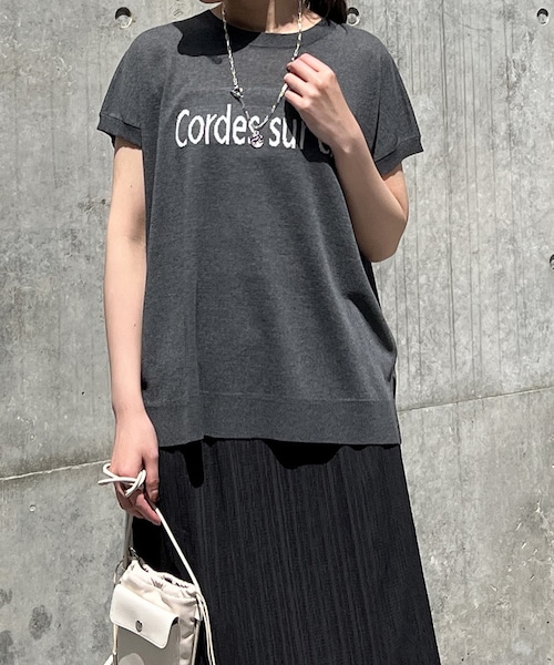 un dix cors（アンディコール）の「ロゴニットプルオーバー（ニット/セーター・レディース・オフホワイト/グレージュ/チャコールグレー・F）」の2枚目の写真