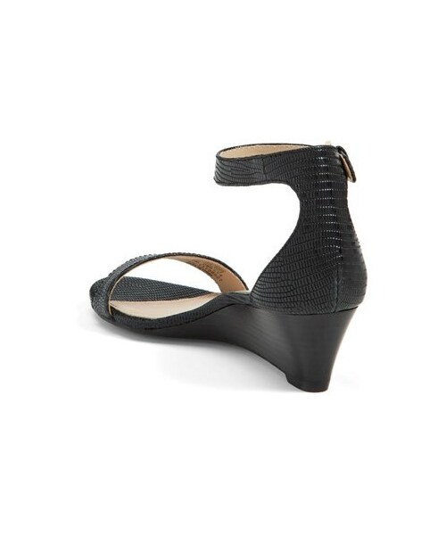 TORY BURCH(トリーバーチ)の「Tory Burch 'Savannah' Wedge Sandal (Women)(サンダル・レディース・Black・5 M/5.5 M/7 M/6 M/10.5 M/8.5 M/7.5 M/9.5 M/9 M/8 M/11 M/6.5 M/10 M)」の3枚目の写真