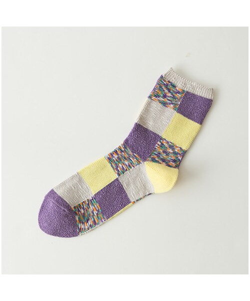 靴下屋（クツシタヤ）の「異素材ブロック柄ショートソックス（ソックス・靴下・レディース・オフホワイト/シルバーグレー/クロ/ベージュ/モカチャ/ピンクグレープフルーツ/トウモロコシ・22.0～24.0cm）」の5枚目の写真