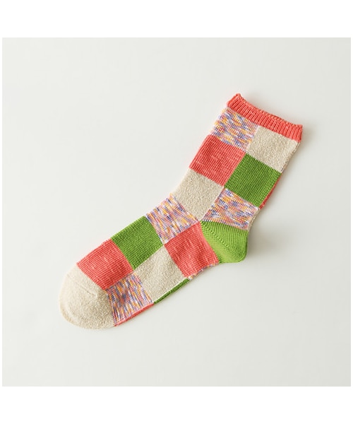 靴下屋（クツシタヤ）の「異素材ブロック柄ショートソックス（ソックス・靴下・レディース・オフホワイト/シルバーグレー/クロ/ベージュ/モカチャ/ピンクグレープフルーツ/トウモロコシ・22.0～24.0cm）」の6枚目の写真