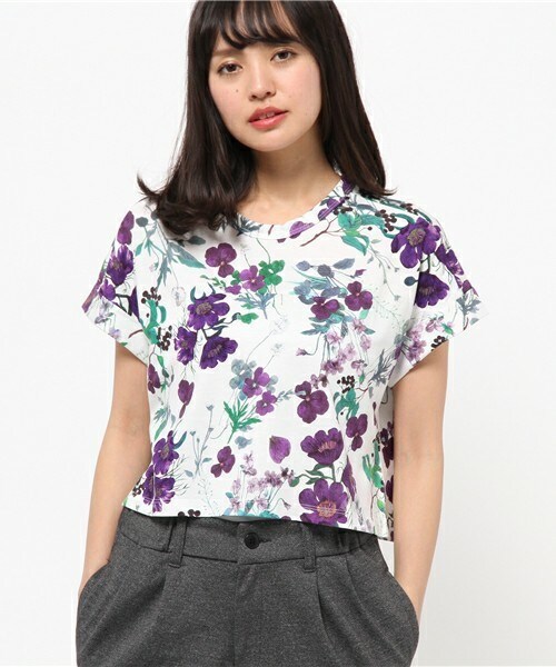 mame（マメ）の「mame 花柄Tシャツ（Tシャツ/カットソー）」 - WEAR