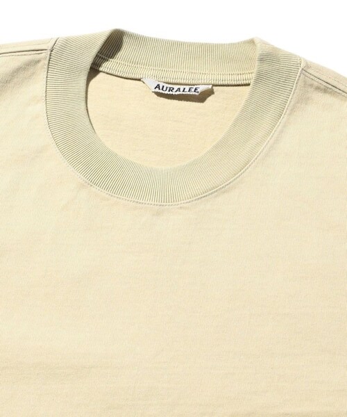AURALEE（オーラリー）の「STAND-UP TEE（その他・メンズ・ホワイト/ブラック/オリーブ・3）」の2枚目の写真