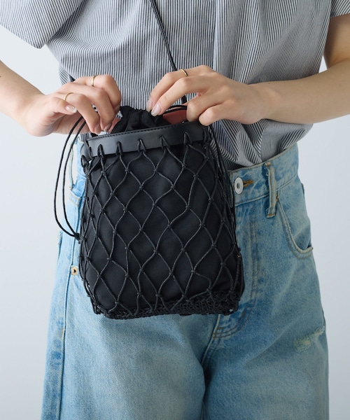 PUAL CE CIN（ピュアルセシン）の「シアーサコッシュ（ショルダーバッグ・レディース・ナチュラル/ブラック・FREE）」の2枚目の写真