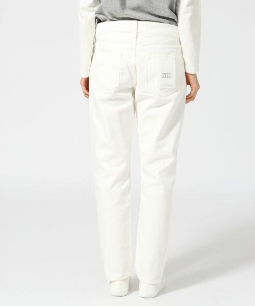 LOWRYS FARM（ローリーズファーム）の「ボーイフレンドデニムパンツ（パンツ・レディース・オフ/ライトブルー/ブルー・Ｓ/Ｍ/Ｌ）」の5枚目の写真