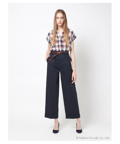 DRWCYS（ドロシーズ）の「ハイウエストチノパンツ（パンツ・レディース・ホワイト/ベージュ/ネイビー・M）」の8枚目の写真