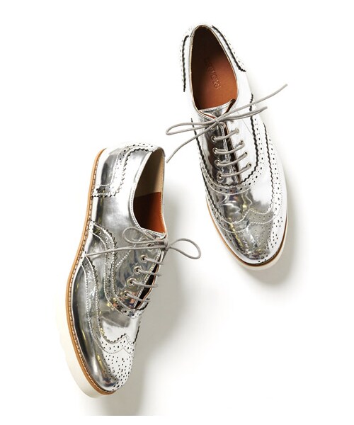 DRWCYS（ドロシーズ）の「ウィングチップシューズ（シューズ・レディース・ブラック/ホワイト/シルバー・M/L）」の3枚目の写真