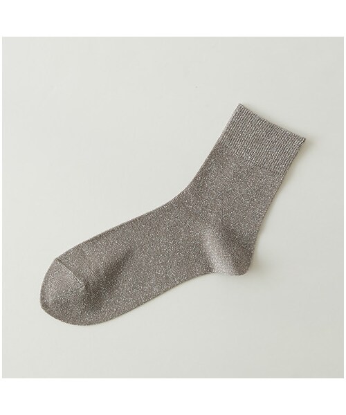 靴下屋（クツシタヤ）の「◆New◆ラメゴム長ショートソックス（ソックス・靴下・レディース・オフホワイト/グレー/クロ/クロシルバー/ベージュ/グレーベージュ/シャーベットピンク/ダルサックス/コン/ラベンダー・22.0～24.0cm）」の8枚目の写真