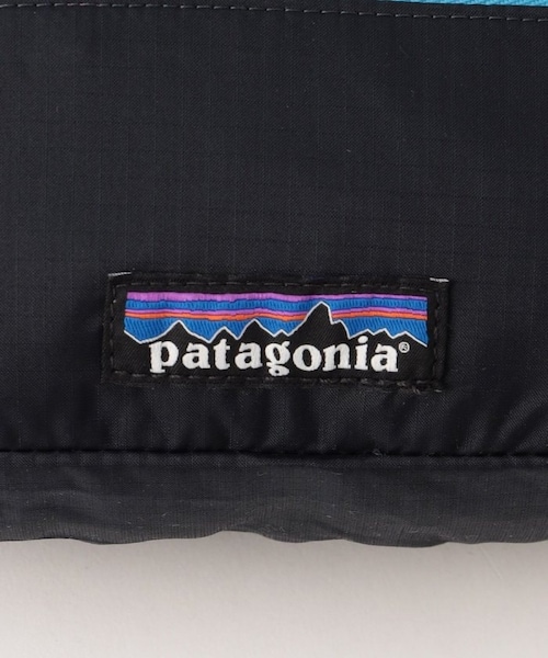 patagonia(パタゴニア)の「Ultralight Black Hole Mini Hip Pack / ウルトラライトブラックホールミニヒップバック / 49447【限定展開】(バッグ・メンズ・ブラック/ネイビー・FREE)」の4枚目の写真