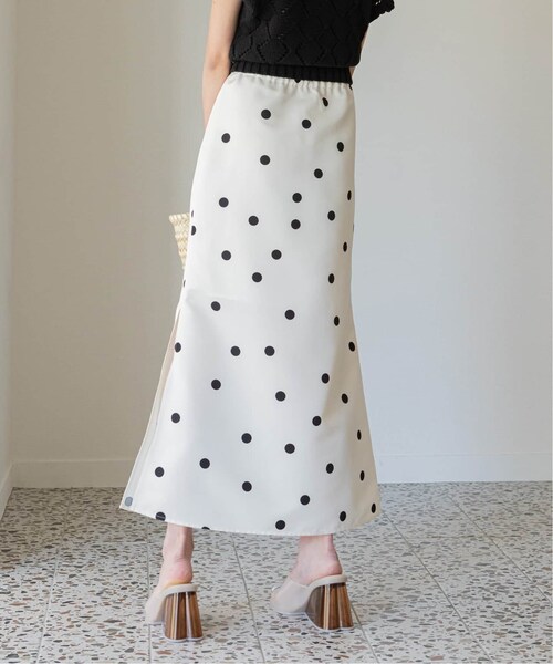 U by SPICK&SPAN(ユーバイスピックアンドスパン)の「ドットプリントグログランスカート(スカート・ブラック/(001)/36/在庫あり/38)」の20枚目の写真