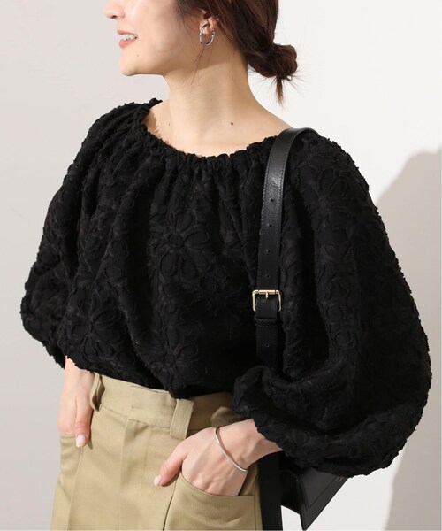 スローブイエナ　カットジャガードオフショルブラウス SLOBE IENA（スローブイエナ）の「カットジャガードオフショルブラウス