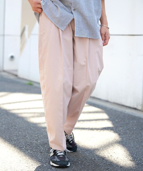 CIAOPANIC TYPY（チャオパニックティピー）の「バルーンシルエットイージーケアテーパードパンツ（パンツ・メンズ・ベージュ/グリーン/サーモンピンク/チャコールグレー/ブラック・M/L）」の4枚目の写真