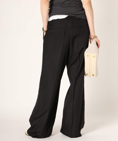 MUSE de Deuxieme classe（ミューズデドゥーズィエムクラス）の「追加 *Silk Looker パンツ（パンツ・ブラック/(001)/34/残り2点/36/在庫あり/38）」の4枚目の写真