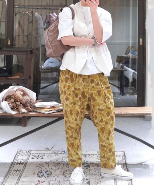チノストレッチタック　テーパーパンツ JOURNAL STANDARD LUXE（ジャーナルスタンダード ラックス）の