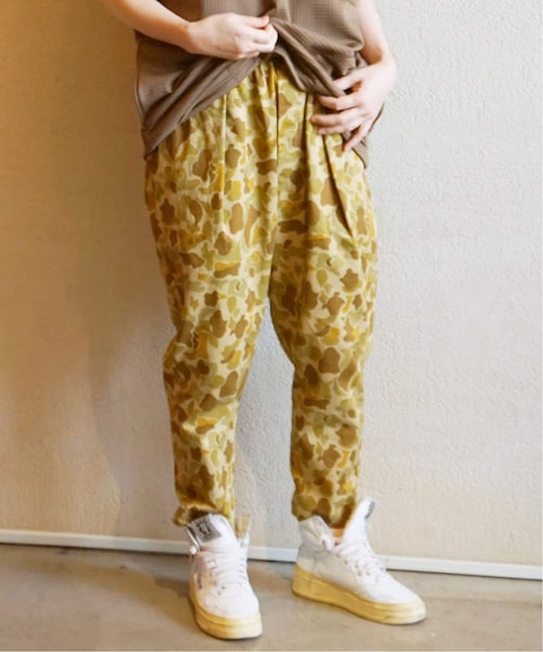 Journal Standard luxe チノストレッチタックテーパーパンツ JOURNAL STANDARD LUXE（ジャーナルスタンダード ラックス）の