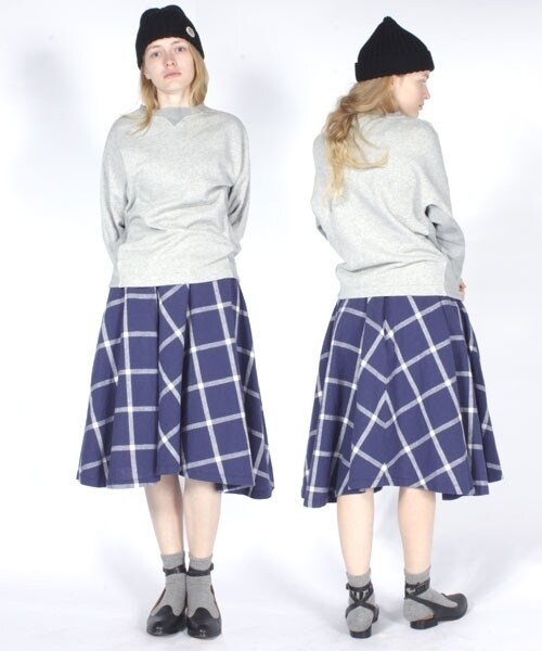 RNA-N（アールエヌエーエヌ）の「＜予約＞オリジナルチェックフレアスカート（スカート・レディース・ブラック/クリーム/ロイヤルブルー・M）」の3枚目の写真