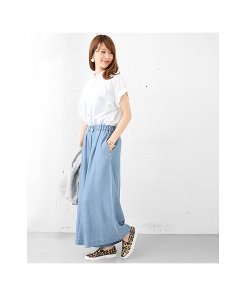 URBAN RESEARCH DOORS(アーバンリサーチドアーズ)の「テンセルデニムイージーパンツ(パンツ・レディース・DARKINDIGO/L.INDIGO・one)」の3枚目の写真