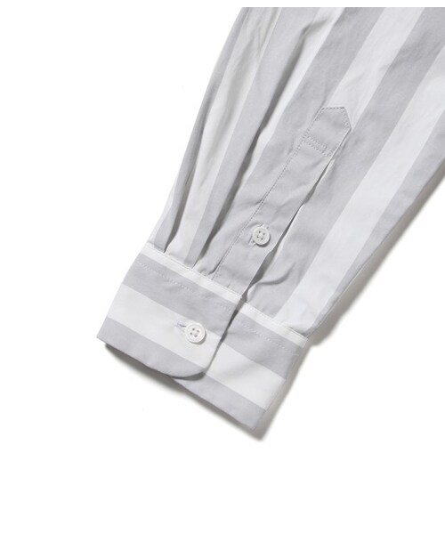 ADAM ET ROPE'（アダムエロペ）の「【先行予約】ホワイトコーティングストライプシャツ（ブラウス/シャツ・メンズ・グレー/ネイビー・M/L）」の8枚目の写真