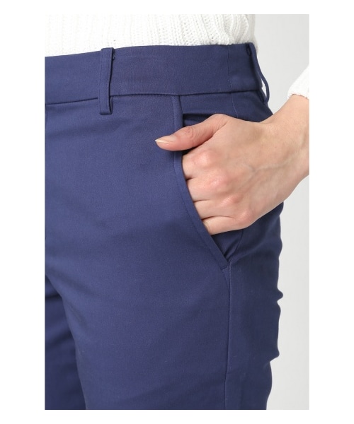 IENA（イエナ）の「サテンストレッチ サブリナパンツ 2（クロップド・半端丈パンツ・レディース・ネイビー・34/36/38/40）」の7枚目の写真