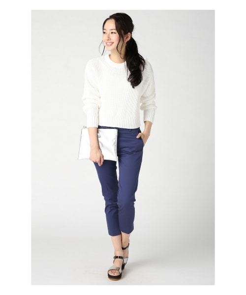 IENA（イエナ）の「サテンストレッチ サブリナパンツ 2（クロップド・半端丈パンツ・レディース・ネイビー・34/36/38/40）」の9枚目の写真