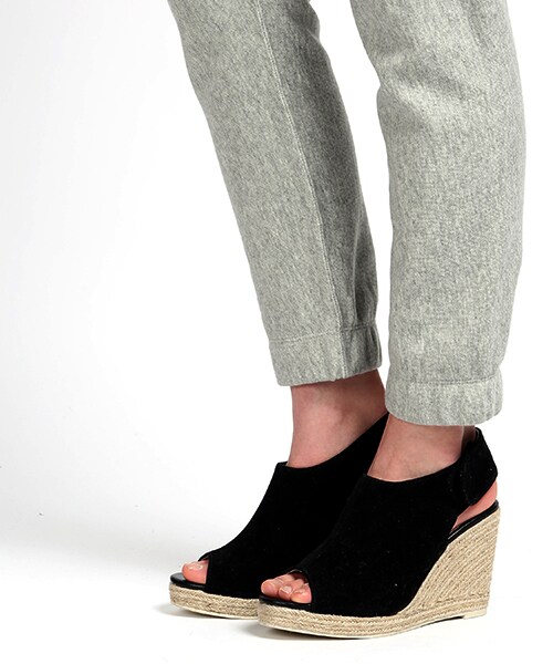 Champion（チャンピオン）の「【15SS新作】 REVERSE WEAVE SWEAT PANTS（パンツ・メンズ・ホワイト/グレー/ブラック/ネイビー・FREE）」の6枚目の写真