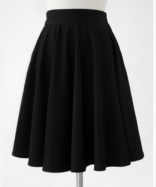 DHOLIC(ディーホリック)の「ウエストゴムフレアミディスカート(スカート・レディース・ブラック/アイボリー/スカイブルー/ピンク/ベージュ・free)」の1枚目の写真