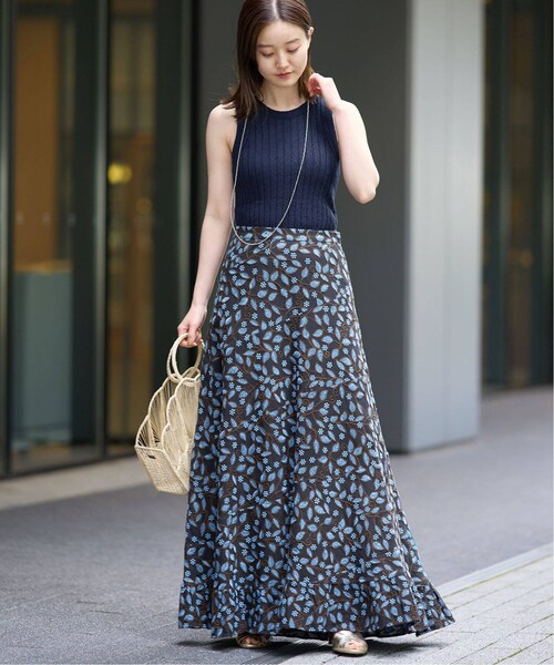 IENA(イエナ)の「《予約》IENA LA BOUCLE リーフ刺繍エスカルゴスカート(その他・ホワイト/36/38)」の11枚目の写真