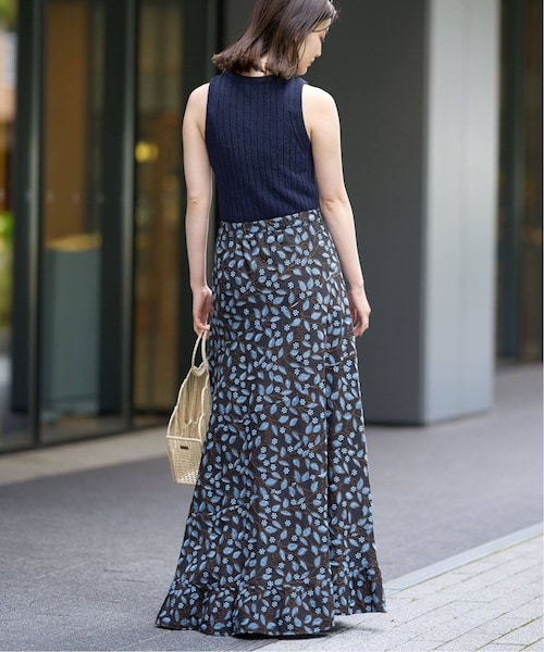 IENA(イエナ)の「《予約》IENA LA BOUCLE リーフ刺繍エスカルゴスカート(その他・ホワイト/36/38)」の18枚目の写真