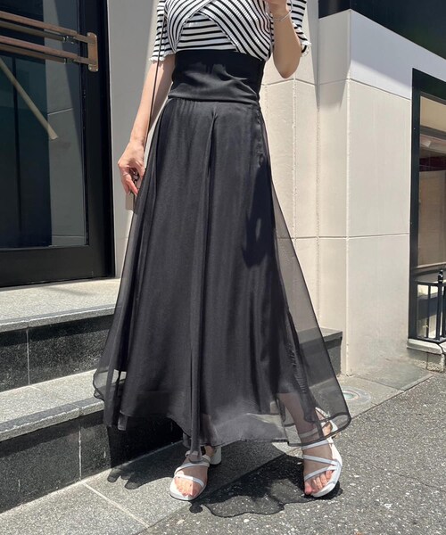 one after another NICE CLAUP(ワンアフターアナザーナイスクラップ)の「S・Mサイズ展開/バックレースアップスカート(スカート・レディース・ドット/その他11/モカ/ブラック・1/2)」の2枚目の写真