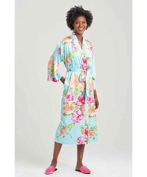 Josie Natori（ジョーシーナトリ）の「Bouquet-Printed Matte Satin Robe（その他・レディース・Pink Multi/Blue Multi・XS/S/M/L/XL/1X/2X/3X）」の5枚目の写真