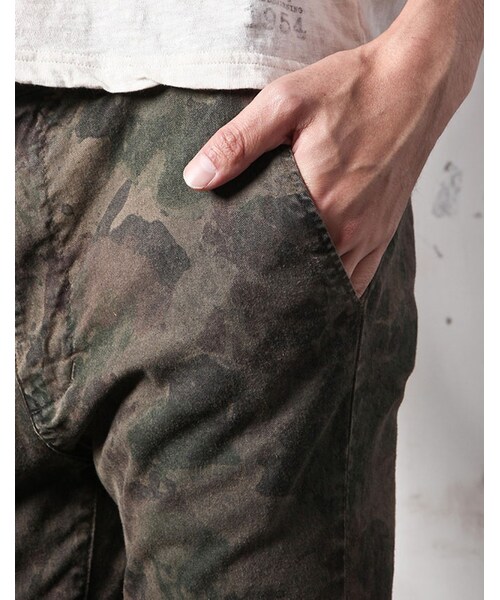 MR.OLIVE（ミスターオリーブ）の「MR.OLIVE HAND CAMO HI STRETCH TWILL / CROPPED SLIM PANTS（パンツ・メンズ・カモ柄・S/M/L）」の8枚目の写真