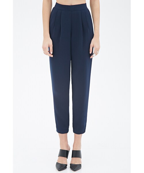FOREVER 21（フォーエバー トゥエンティーワン）の「プリーツ入りウーブントラウザー（パンツ・レディース・NAVY・X-Small/Small/Medium/Large）」の4枚目の写真