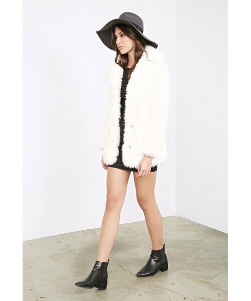 FOREVER 21（フォーエバー トゥエンティーワン）の「フェイクシープオーバーコート（ジャケット/アウター・レディース・CREAM/PINK・Small/Medium/Large）」の5枚目の写真