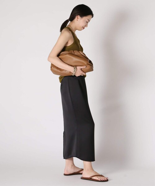 MUSE de Deuxieme classe（ミューズデドゥーズィエムクラス）の「SATIN