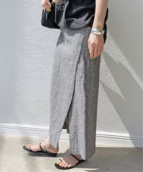 Spick & Span（スピックアンドスパン）の「リネンラップタイトスカート（スカート・ブラックベース/(180)/36/在庫あり/38）」の16枚目の写真