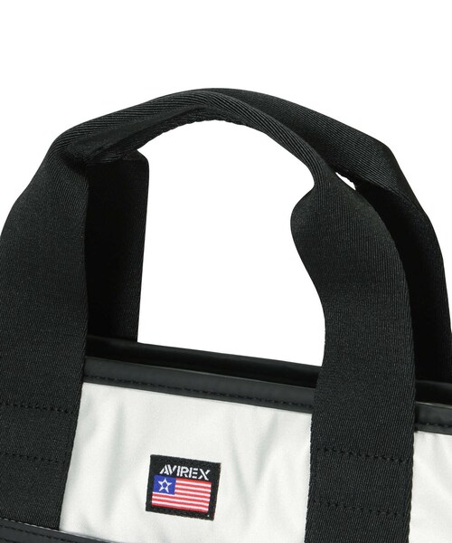 AVIREX（アヴィレックス）の「《GOLF WEAR》フライングタイガー ミニ トートバッグ / FLYINGTIGERS MINI TOTE BAG（その他・ホワイト/ネイビー/シルバー・F）」の9枚目の写真