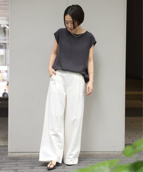 IENA(イエナ)の「LIEN ワイドスリットパンツ(その他・グレー/36/38)」の4枚目の写真
