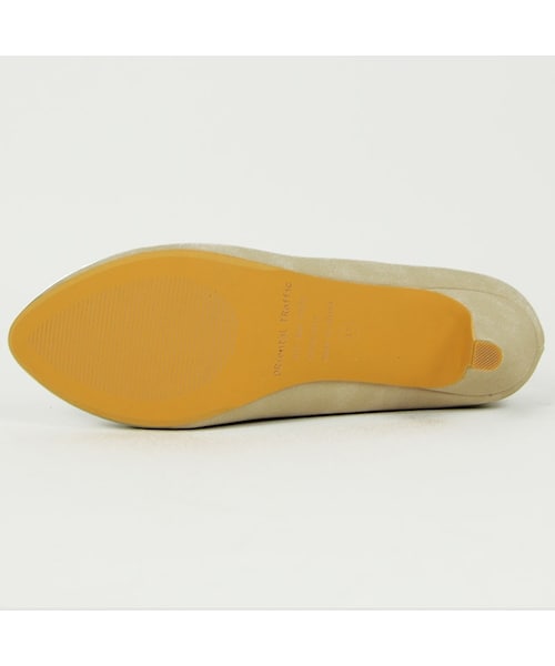 ORiental TRaffic(オリエンタルトラフィック)の「ミドルプレーンパンプス(シューズ・レディース・ベージュ/ブラック/ブルー/ピンク/イエロー・34/35/36/37/38/39/40/41/42)」の8枚目の写真