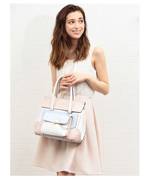 MIIA(ミーア)の「シークレットレースワンピース(ワンピース/ドレス・レディース・ベージュ/ライトブルー/ホワイト・F)」の1枚目の写真