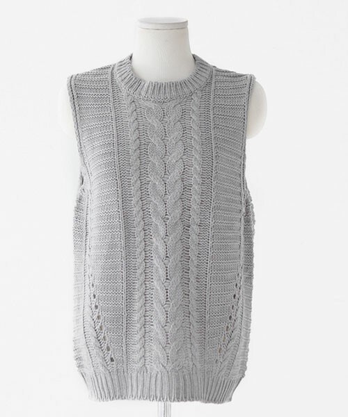 DHOLIC（ディーホリック）の「パステルカラーケーブル編みニットベスト（ベスト・レディース・ネイビー/ライトベージュ/ミント/ピンク/グレー・ｆree/free）」の3枚目の写真