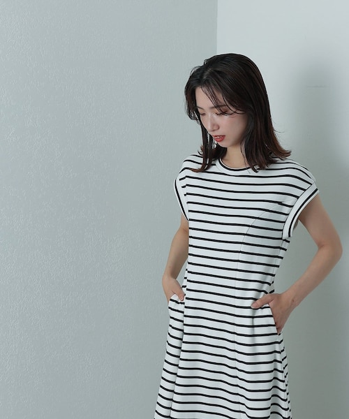 COLONY 2139（コロニートゥーワンスリーナイン）の「【two one three nine +0】スムース切替フレアワンピース（ワンピース/ドレス・レディース・ブラック/ホワイト/ブラックその他1・F）」の2枚目の写真