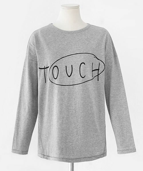 DHOLIC(ディーホリック)の「TOUCHレターリングシンプルTシャツ(Tシャツ/カットソー・レディース・ホワイトアイボリー/グレー/ピンク・free)」の2枚目の写真