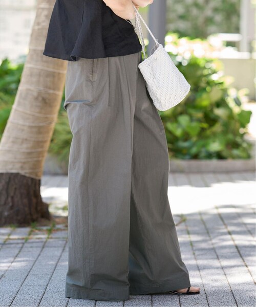 IENA(イエナ)の「IENA LA BOUCLE ハイカウントダンプ2タックパンツ(その他・グレー/34/36/38/40)」の12枚目の写真