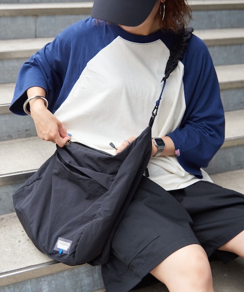 CIAOPANIC TYPY（チャオパニックティピー）の「【THE PACKS】ショルダーBAG（ショルダーバッグ・アイボリー/サックスブルー/グレー・ONE）」の2枚目の写真
