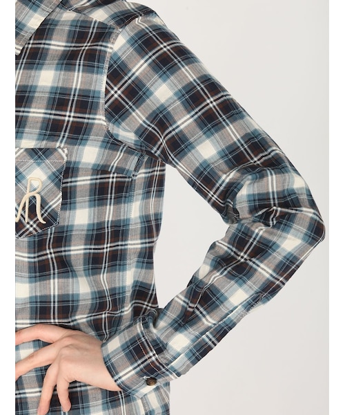 AVIREX(アヴィレックス)の「DS L/S CHECK POCKET(トップス・レディース・RED/YELLOW/BLUE・S/M)」の6枚目の写真