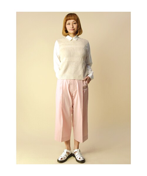 w closet(ダブルクローゼット)の「厚手シャンブレ7分丈ワイドクロップドタックパンツ(パンツ・レディース・オフホワイト/L.ピンク/サックス・FREE)」の12枚目の写真